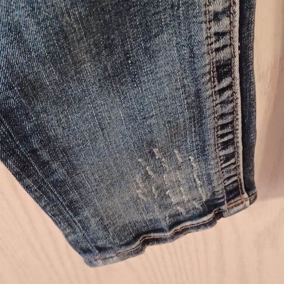 Rock Revival Alivia Jeans, Size 26, Low-Rise, Skinny, Distressed, Bedazzled - Picture 4 of 14